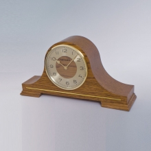 5785 E Classical Console Clock